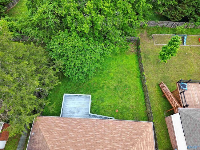 Building Photo - 183 Hollington Dr NE
