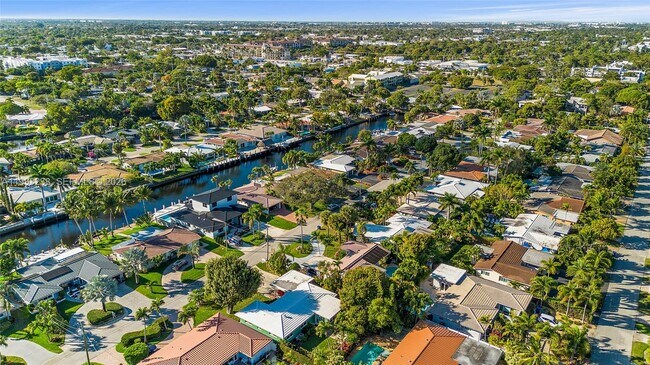 Building Photo - 2207 NE 16th Ave