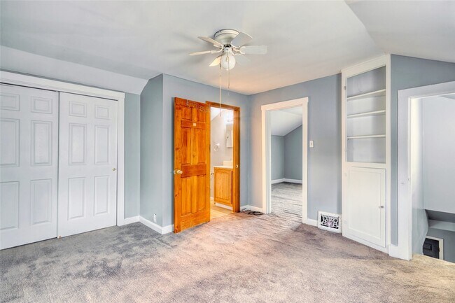 Building Photo - 4154 Schiller Pl