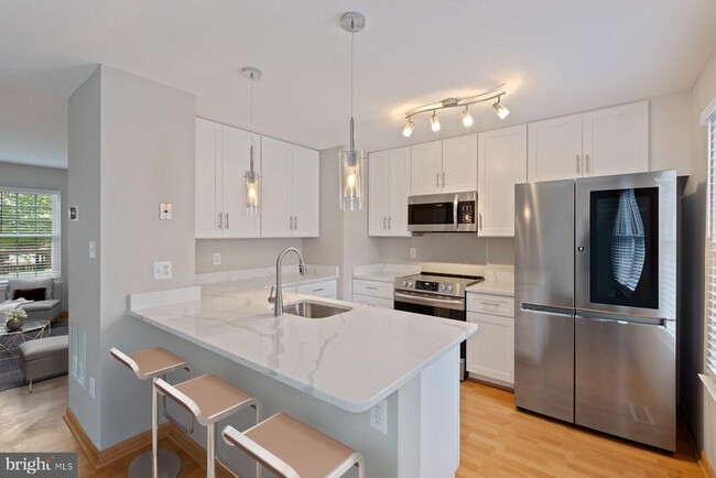 Building Photo - 2384 Branleigh Park Ct