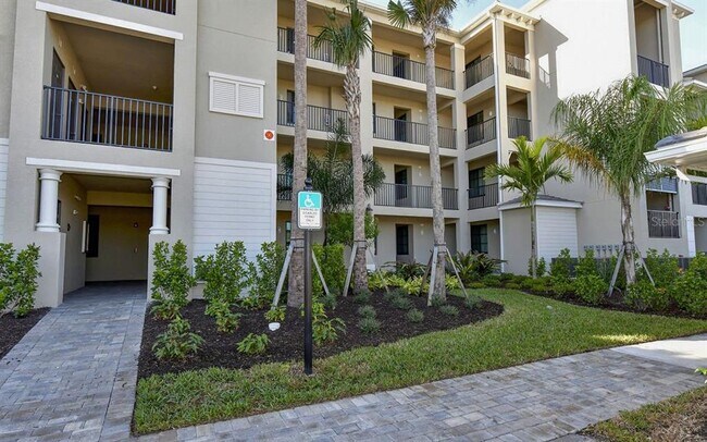 Building Photo - 17626 Gawthrop Dr