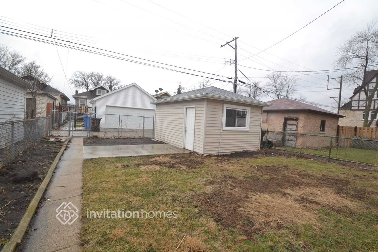 Building Photo - 6155 W Patterson Ave