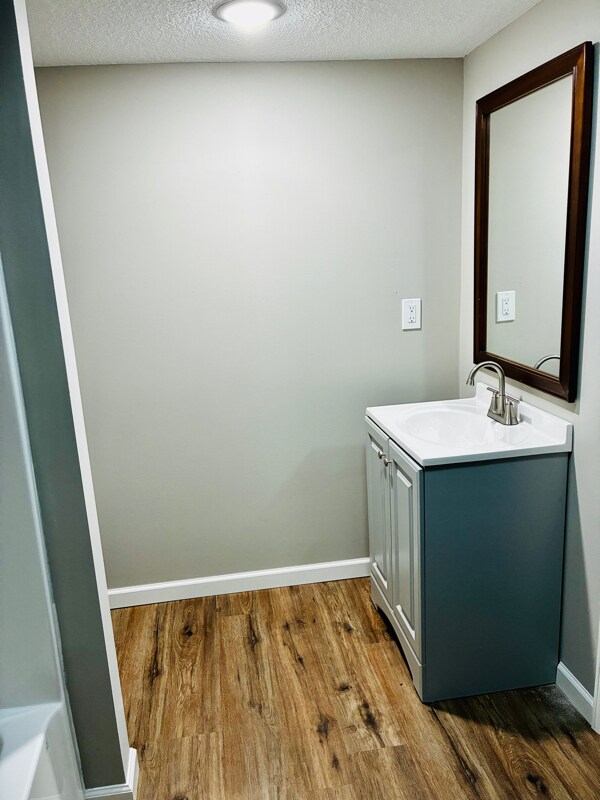 Building Photo - 6724 N Garfield Ave