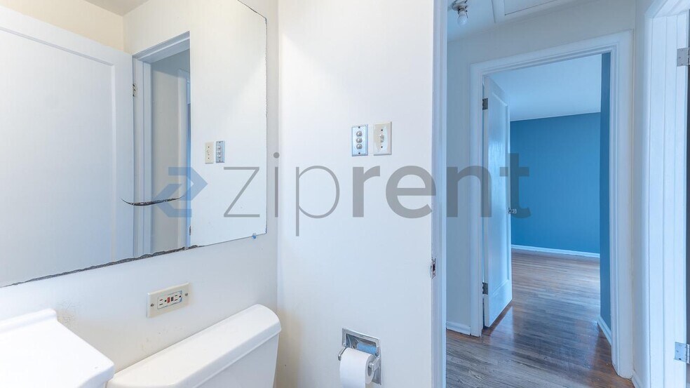 Building Photo - 5703 N Alberta St