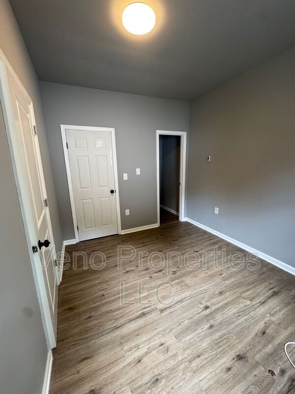 Building Photo - 17-19 Avenue A.