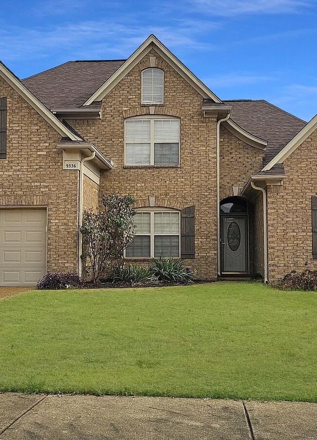 Building Photo - 9336 Gee Gee Dr