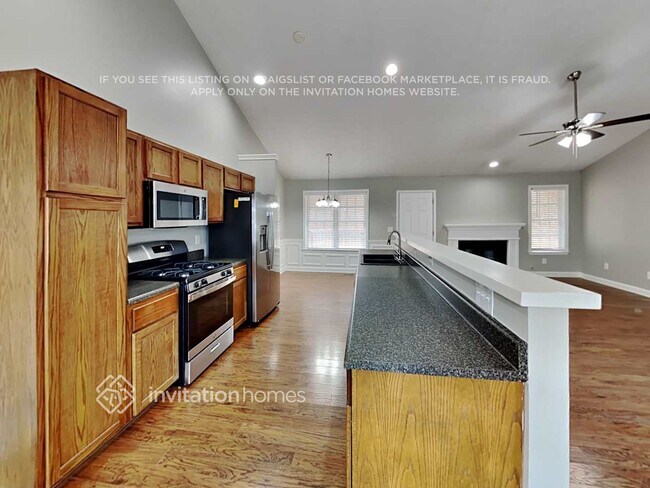 Building Photo - 5200 Gable Ridge Way