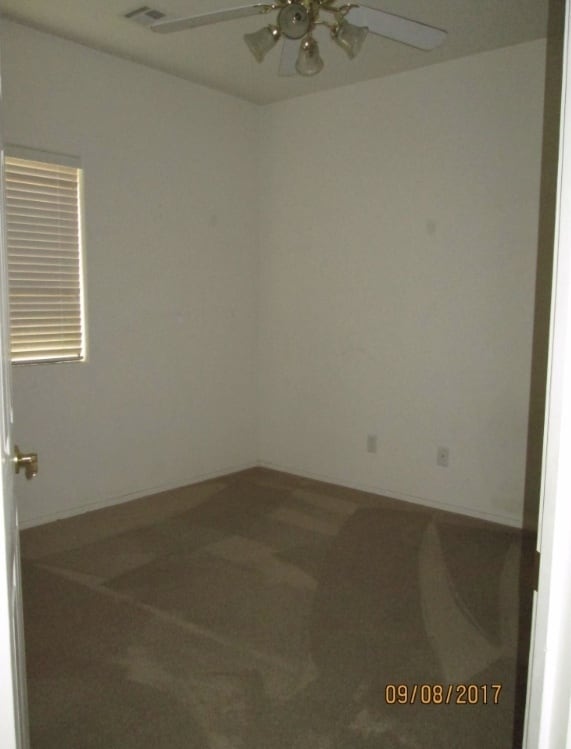 Building Photo - SUMMERLIN JEWEL! 4BD/2BA SINGLE STORY!