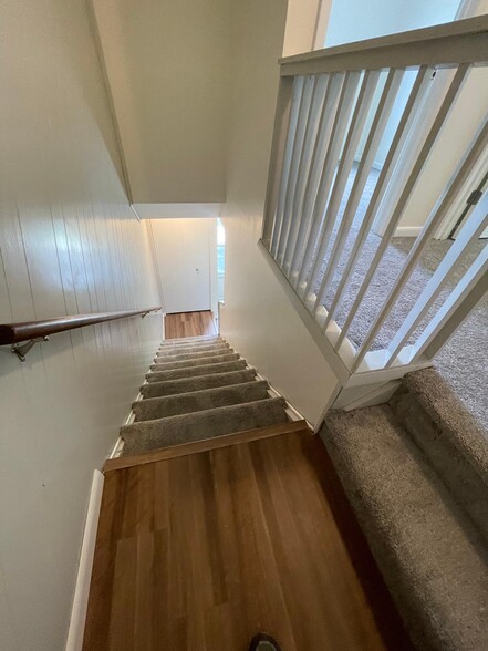 Stairs to 1st Floor - 808 Southgate Dr