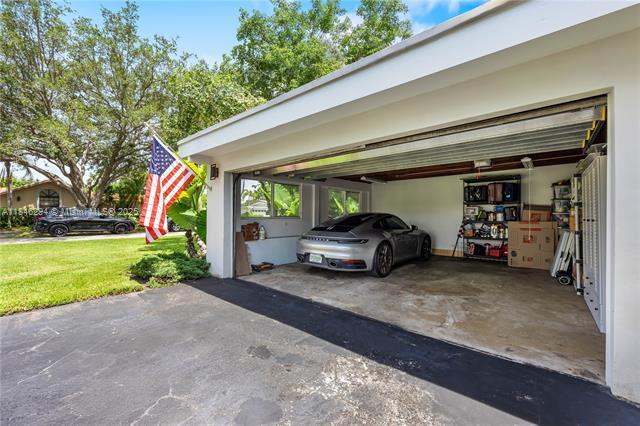Building Photo - 13800 SW 78th Pl