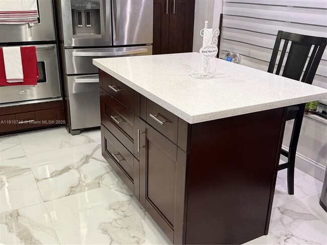 Building Photo - 5259 NW 184th Ln