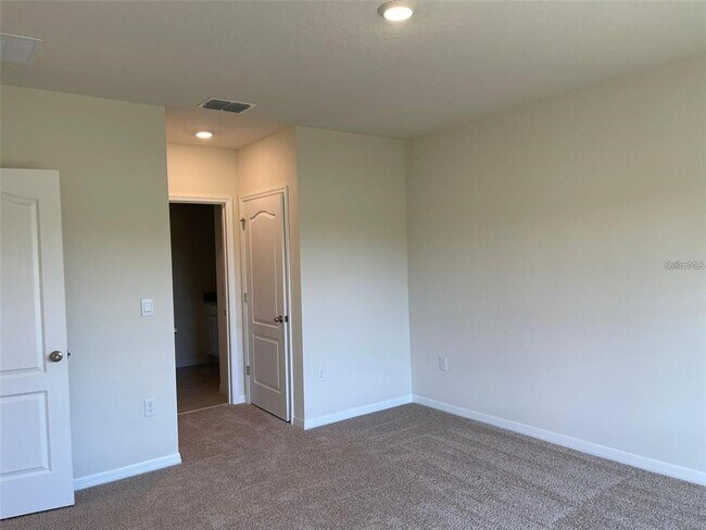 Building Photo - 2738 Sunkissed Dr