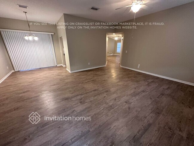 Building Photo - 1902 River Crossing Dr