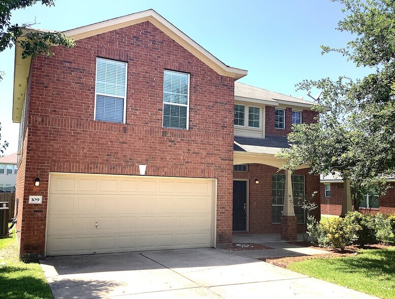 Primary Photo - 109 Castle Dr