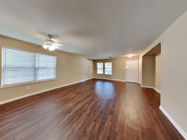Building Photo - 6907 Oleander Grove Way