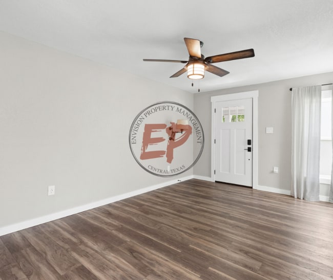 Building Photo - 915 N 19th St