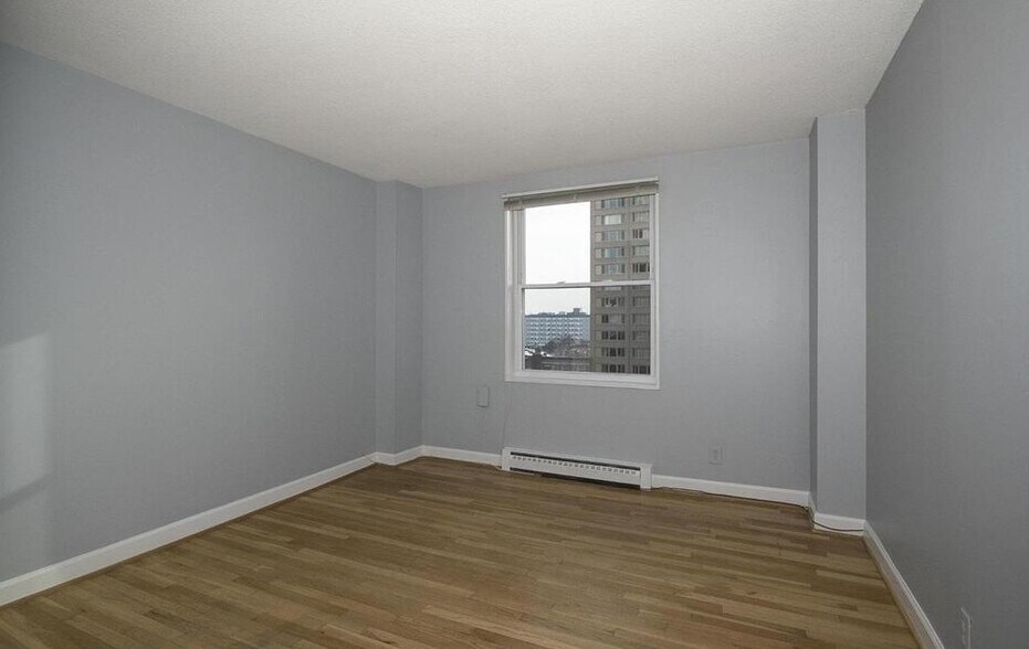 Building Photo - 1101 St Paul St