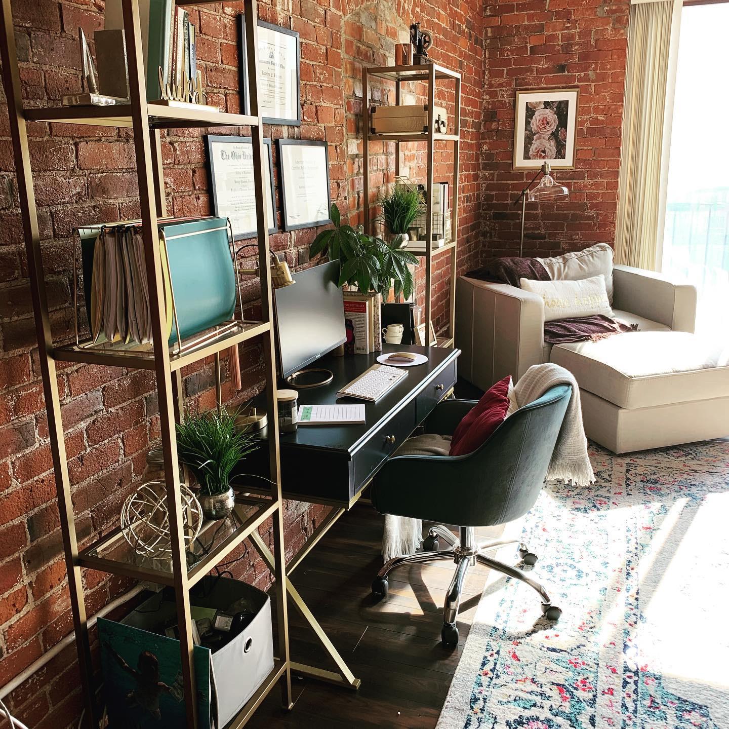 Exposed brick - 432 E. Rich St