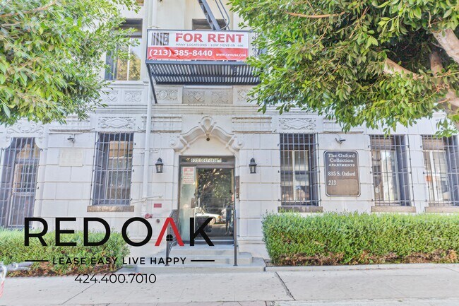 Building Photo - 835 S Oxford Ave