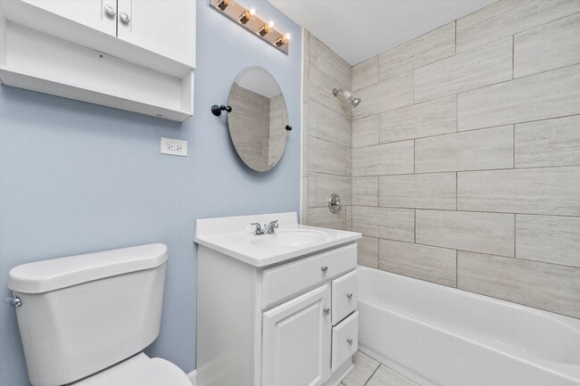 Building Photo - 1331 Highland Ave