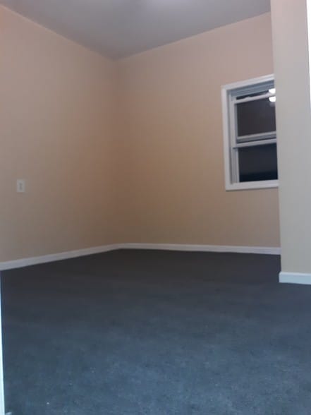 Building Photo - 4444 Main St