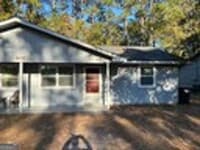 Building Photo - 605 Douglas Dr