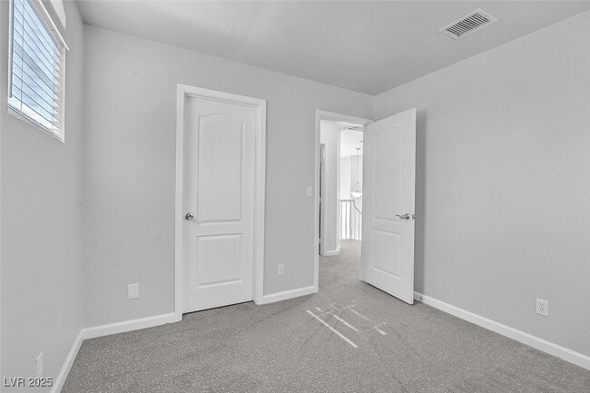 Building Photo - 2344 Huntsville Dr