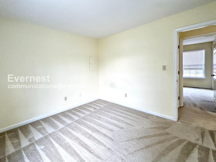 Building Photo - 217 Mimosa Ave