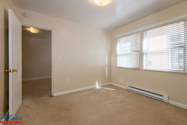 Building Photo - 211 Capitola Ave