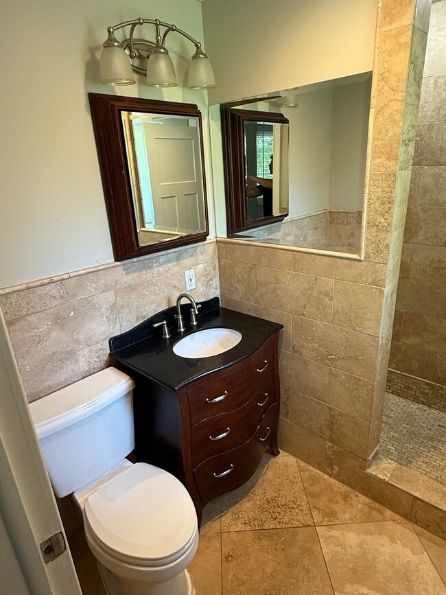 Building Photo - Olympus Cove Five Bedroom Rambler; Amazing...