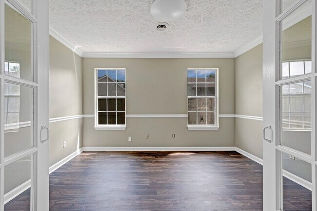 Building Photo - Move-In Ready 3B/2B Nashville Home!