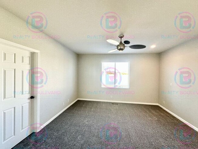 Building Photo - South Meadows 3-Bedroom 2 Bath Home New paint and Carpet Mt. Rose Views & Covered Patio