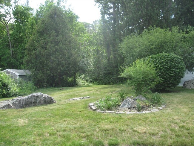 Building Photo - 314 Conant Rd