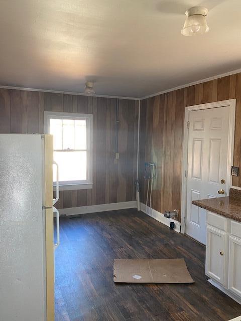 Building Photo - 401 Albert Dr