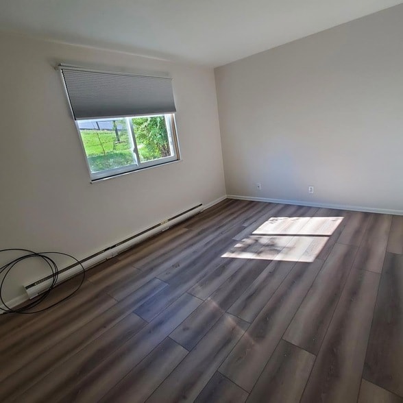 Building Photo - 1810-18A1 National Rd