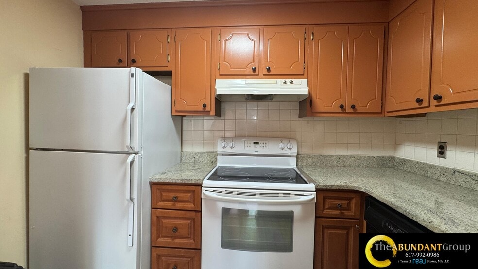 Primary Photo - 287 Harvard St