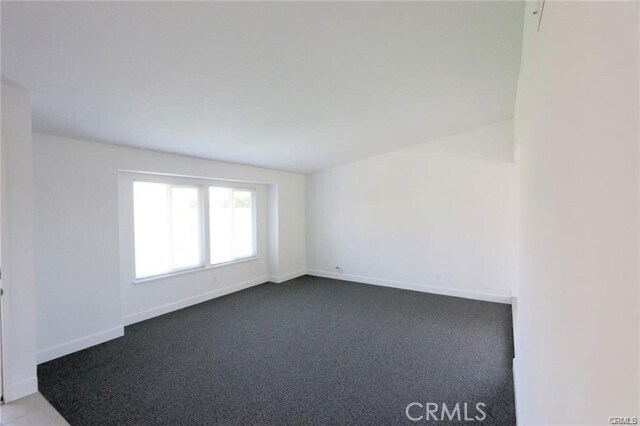 Building Photo - 9972 Spinnaker Dr