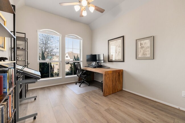 Building Photo - 23039 Birchwood Valley Ln