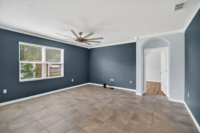 Building Photo - 280 Falls Church St SW