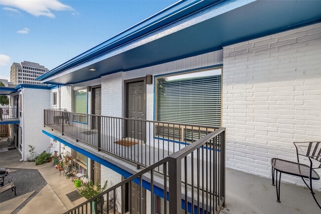 Building Photo - 2020 Huldy St