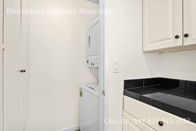 Building Photo - 1087 Shadowridge Dr