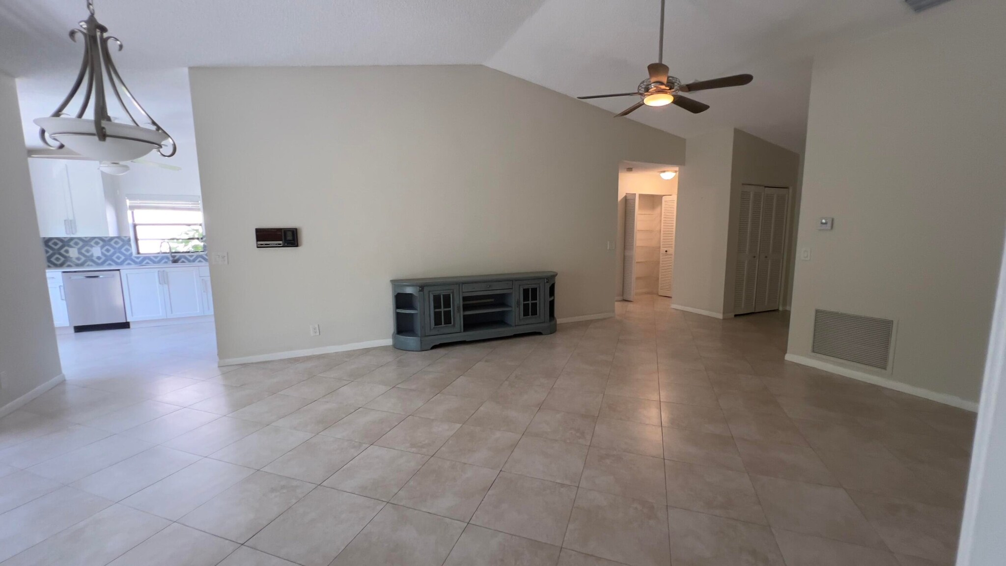 Building Photo - 5581 American Cir