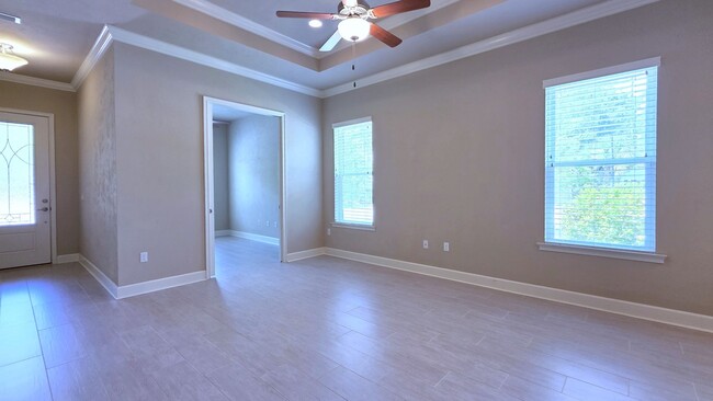Building Photo - FOR RENT 3 bedroom 2 bath home in Arbor Gr...