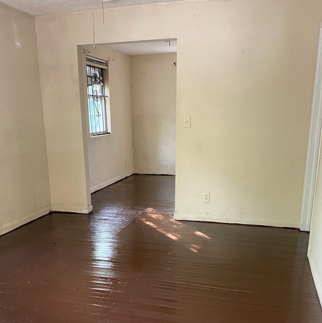 Building Photo - 5350 Dodge Rd