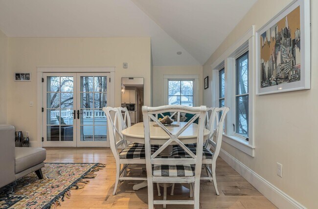 Building Photo - 1 Franklin St