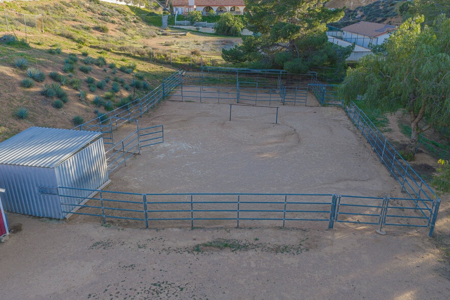 Building Photo - 35315 Glenwall St