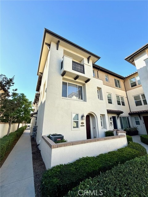 Building Photo - 8258 Celestial Ave