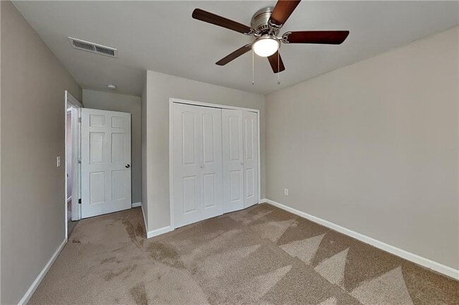 Building Photo - 1170 Colony Cir