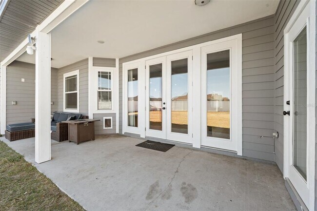 Building Photo - 24784 SW 21st Ln