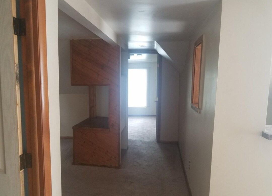 Building Photo - 55 Diamond Ave NE